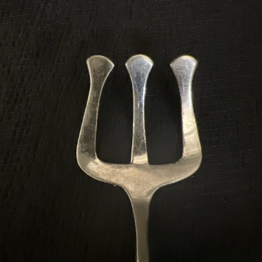 Vintage Mother Of Pearl Handled Specialty Serving Utensil 6